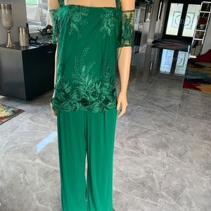 COLD SHOULDER EMERALD GREEN TRINA TURK LACE TOP JUMPSUIT P6